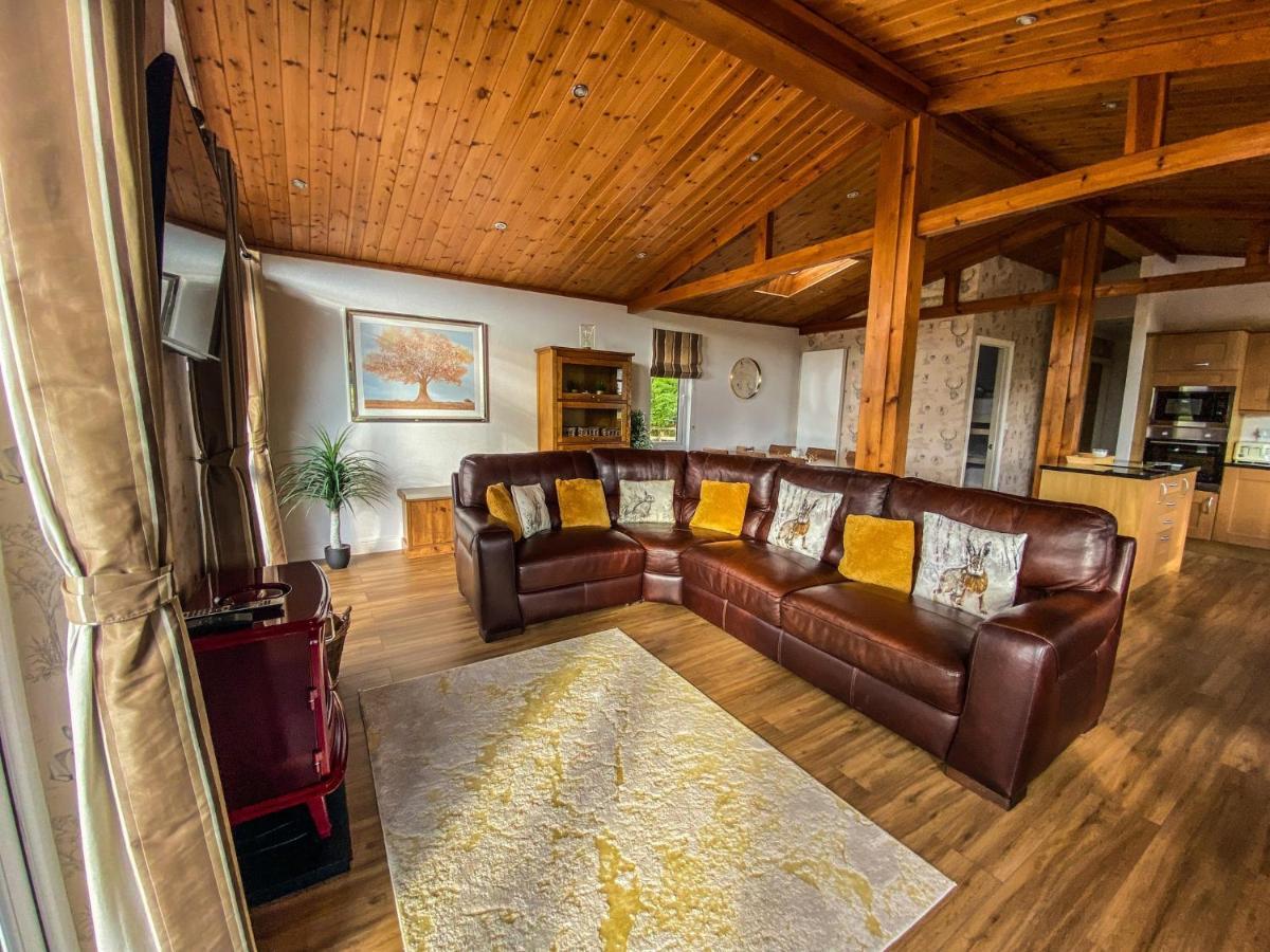 Immaculate 3-Bedroom Private Lodge Near York Exterior foto